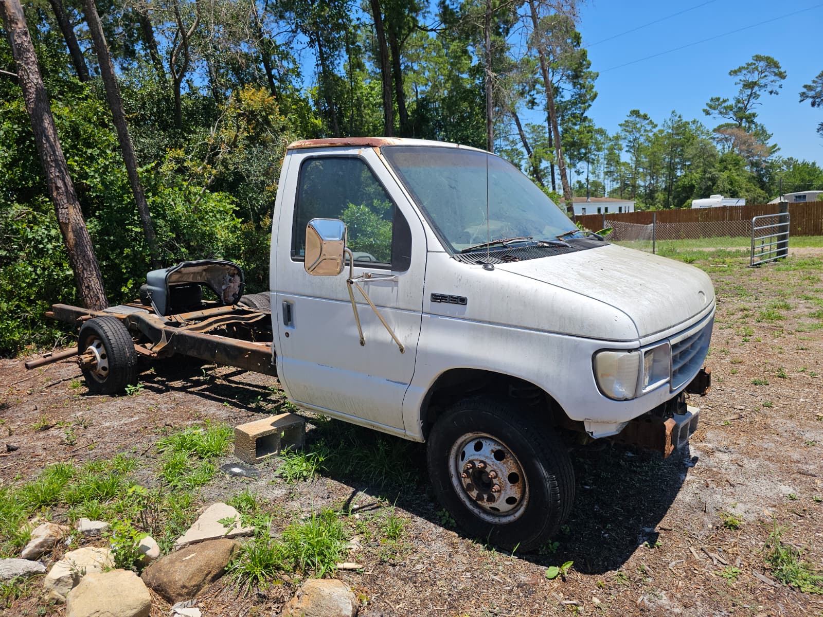 sell junk car for cash non running truck in Central Florida ready for removal  